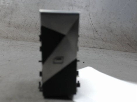 COMMANDE LEVE-GLACE PORTE ARD DS DS7