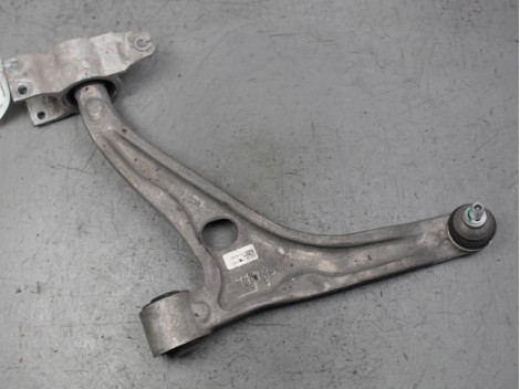 TRIANGLE INFERIEUR AVANT GAUCHE MERCEDES CLASSE A