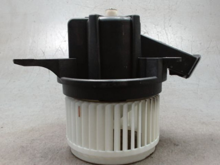 MOTEUR VENTILATEUR CHAUFFAGE FIAT 500X