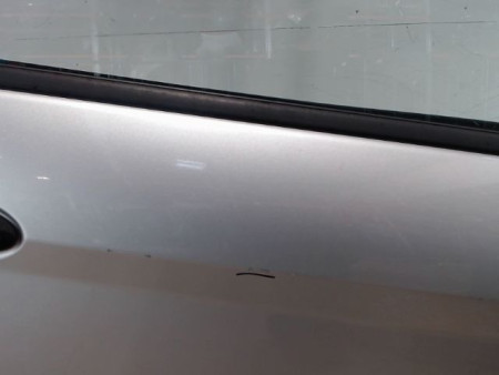 PORTE AVANT DROIT FORD FIESTA