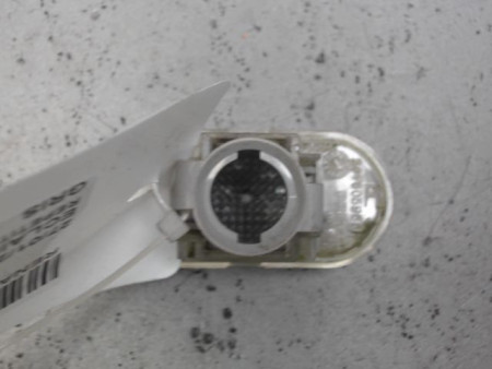 REPETITEUR AILE DROIT RENAULT TRAFIC
