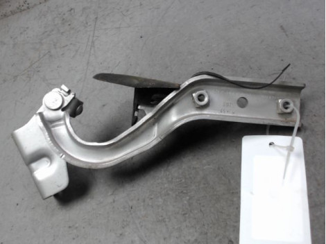 COMPAS GAUCHE CAPOT MERCEDES VITO