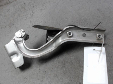 COMPAS GAUCHE CAPOT MERCEDES VITO