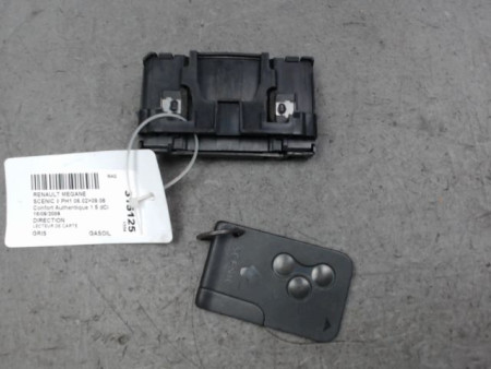 LECTEUR DE CARTE RENAULT SCENIC II PH1 02-06