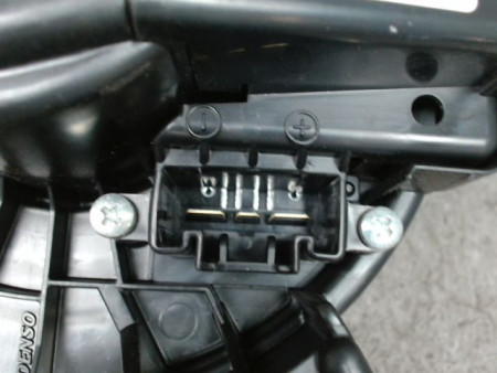 MOTEUR VENTILATEUR CHAUFFAGE TOYOTA AURIS 2010-