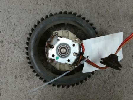 MOTEUR VENTILATEUR CHAUFFAGE RENAULT TWINGO 93-98