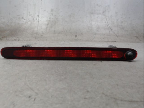 FEUX STOP SUPPLEMENTAIRE SUZUKI SWIFT 3P