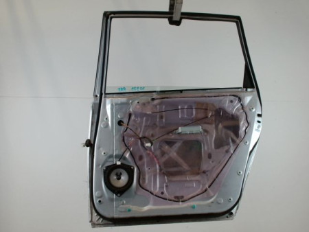 PORTE ARRIERE DROIT TOYOTA AVENSIS VERSO PHASE 2 2.0 D4D