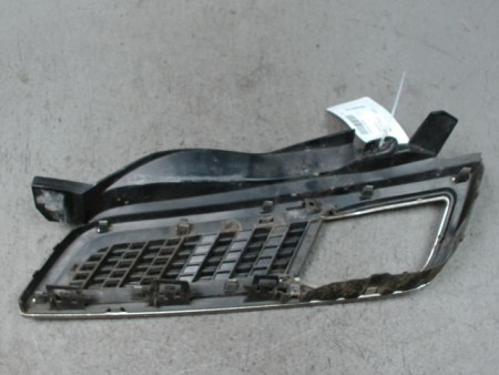 GRILLE CALANDRE DROIT NISSAN MICRA