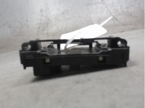 LECTEUR DE CARTE RENAULT SCENIC II PH2 2006-