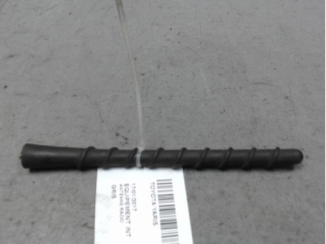 ANTENNE RADIO TOYOTA YARIS