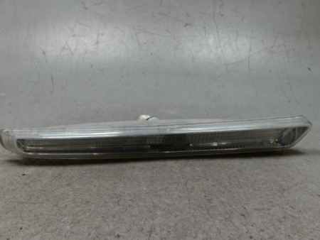 FEUX POSITION GAUCHE PEUGEOT 807