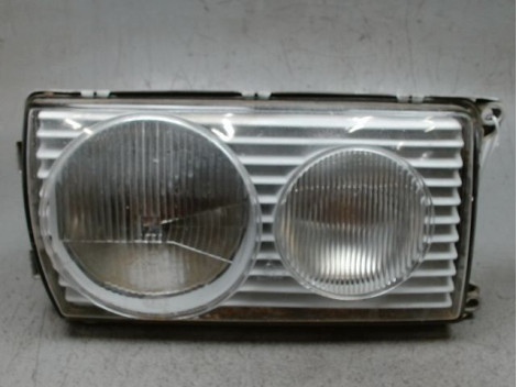 PHARE DROIT MERCEDES 200