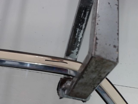 PORTE AVANT DROIT MERCEDES 200