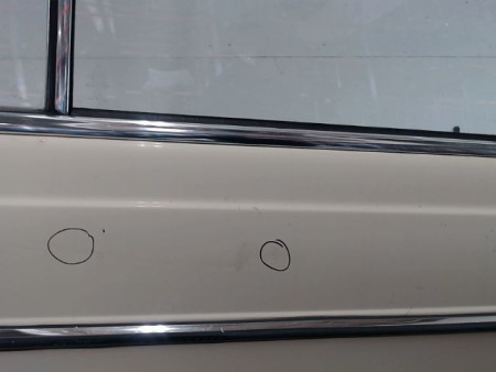 PORTE ARRIERE DROIT MERCEDES 200