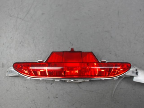 FEU BROUILLARD CENTRAL ARRIERE PEUGEOT 208