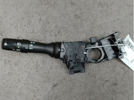 COMMANDE CLIGNOTANT TOYOTA YARIS
