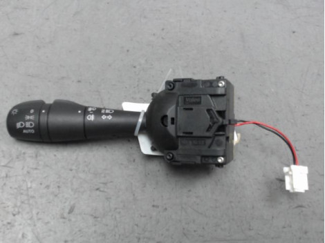 COMMANDE CLIGNOTANT RENAULT CAPTUR