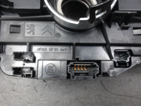 BLOC COMMODOS PEUGEOT 3008 2009-