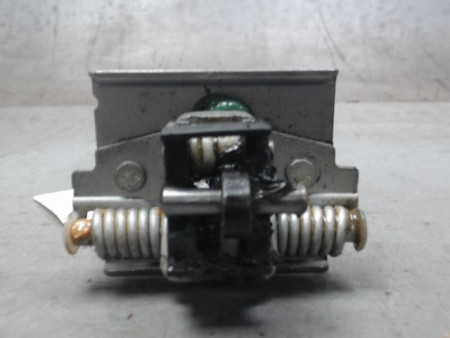 TIRANT PORTE AVANT GAUCHE PEUGEOT 3008 2009-