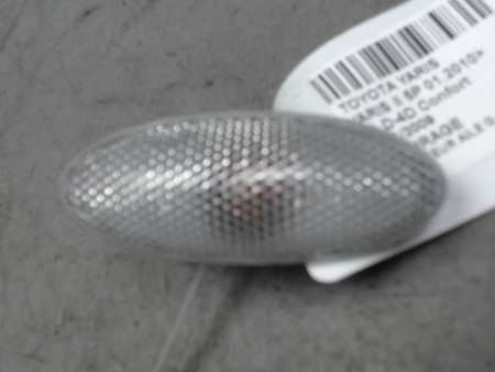 REPETITEUR AILE GAUCHE TOYOTA YARIS II 2010-