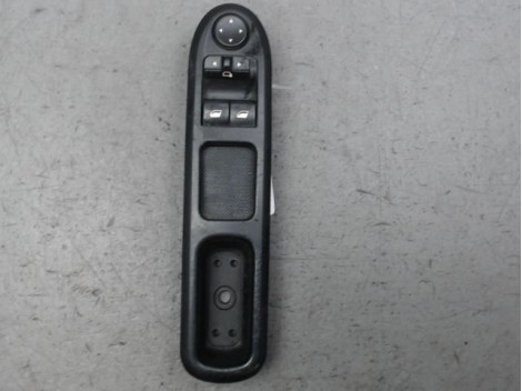 COMMANDE LEVE-GLACE PORTE AVG PEUGEOT 407 SW