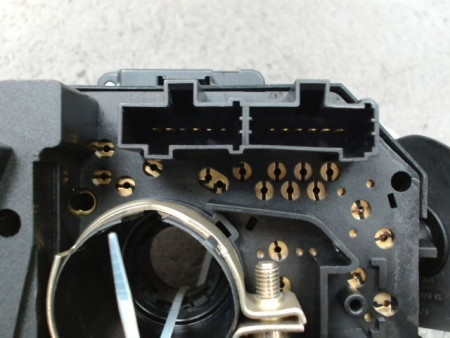 BLOC COMMODOS ALFA ROMEO 147 2004-