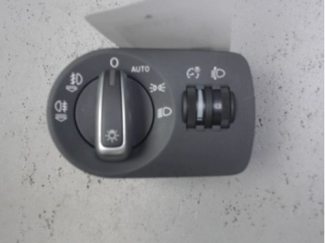 COMMANDE ECLAIRAGE AUDI A1