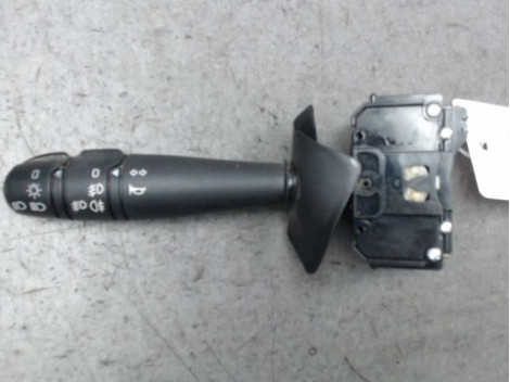 COMMANDE CLIGNOTANT RENAULT LAGUNA -98