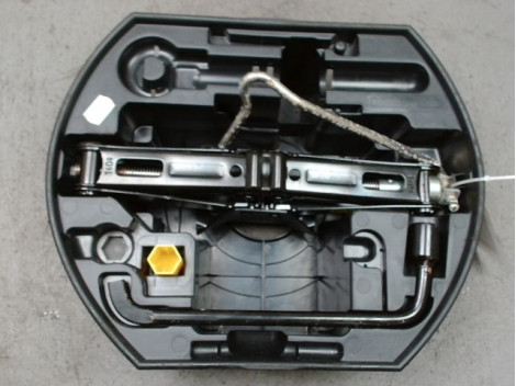 CRIC PEUGEOT 207 5P