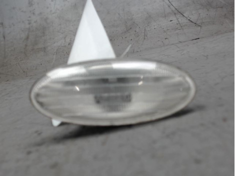 REPETITEUR AILE GAUCHE NISSAN MICRA