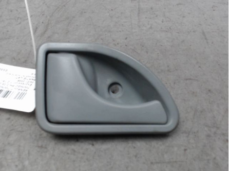 POIGNEE INTERIEURE PORTE AVANT GAUCHE RENAULT TWINGO PH.3 2000-2007