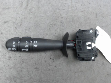 COMMANDE CLIGNOTANT RENAULT TWINGO 2 2007-