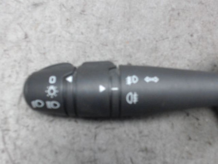 COMMANDE CLIGNOTANT RENAULT LAGUNA II 2005-2007