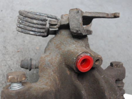 ETRIER DE FREIN ARRIERE GAUCHE VOLVO S40 -2000