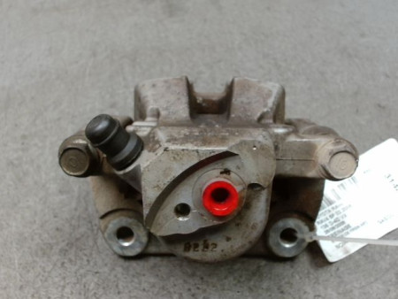 ETRIER DE FREIN ARRIERE DROIT TOYOTA RAV4 2006