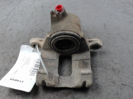 ETRIER DE FREIN ARRIERE DROIT TOYOTA L.CRUISER