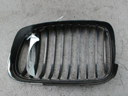 GRILLE CALANDRE DROIT B.M.W. SERIE 3