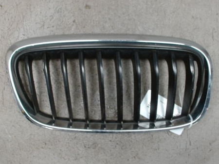 GRILLE CALANDRE DROIT B.M.W. SERIE 2