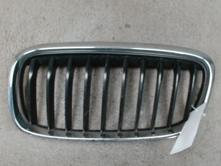 GRILLE CALANDRE GAUCHE B.M.W. SERIE 2