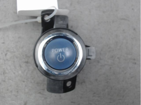 BOUTON DE DEMARRAGE TOYOTA C-HR