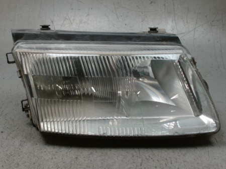 PHARE DROIT VOLKSWAGEN PASSAT BREAK 97-2000