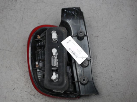 FEU ARRIERE DROIT NISSAN MICRA