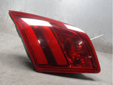 FEU ARRIERE INTERIEUR GAUCHE PEUGEOT 308
