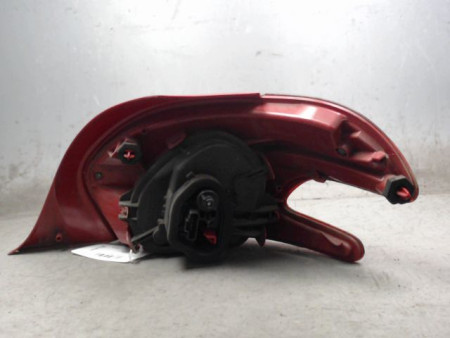 FEU ARRIERE GAUCHE  PEUGEOT 208