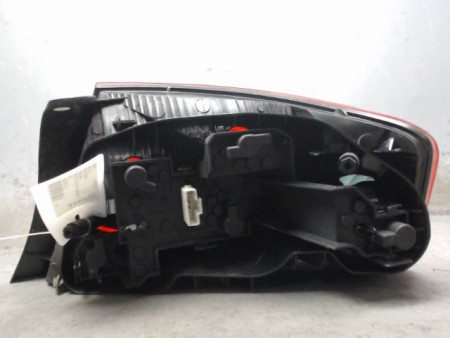 FEU ARRIERE GAUCHE  PEUGEOT 407