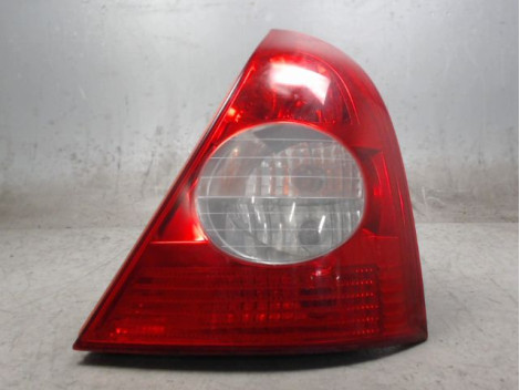 FEU ARRIERE DROIT RENAULT CLIO II PH.2 01-06