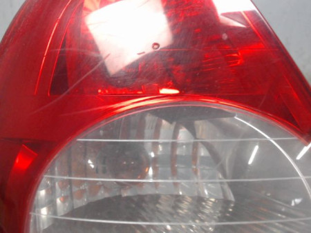 FEU ARRIERE GAUCHE  RENAULT CLIO II PH.2 01-06