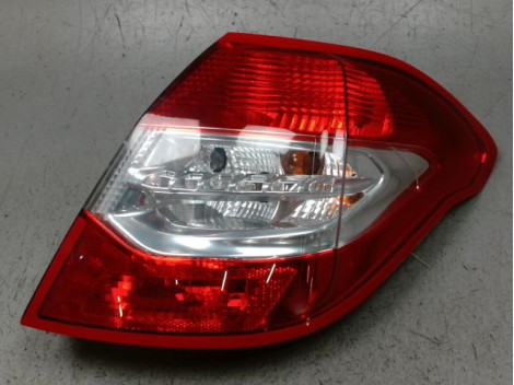 FEU ARRIERE DROIT CITROEN C4 2010-