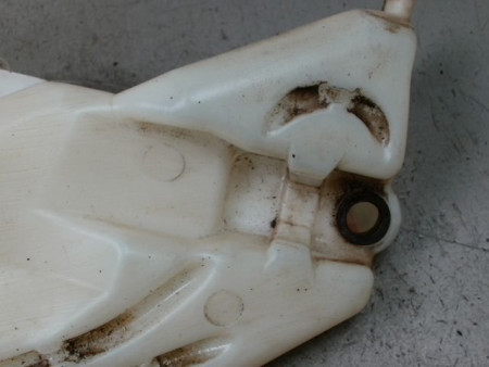 RESERVOIR LAVE-GLACE AVANT PEUGEOT 206 3P